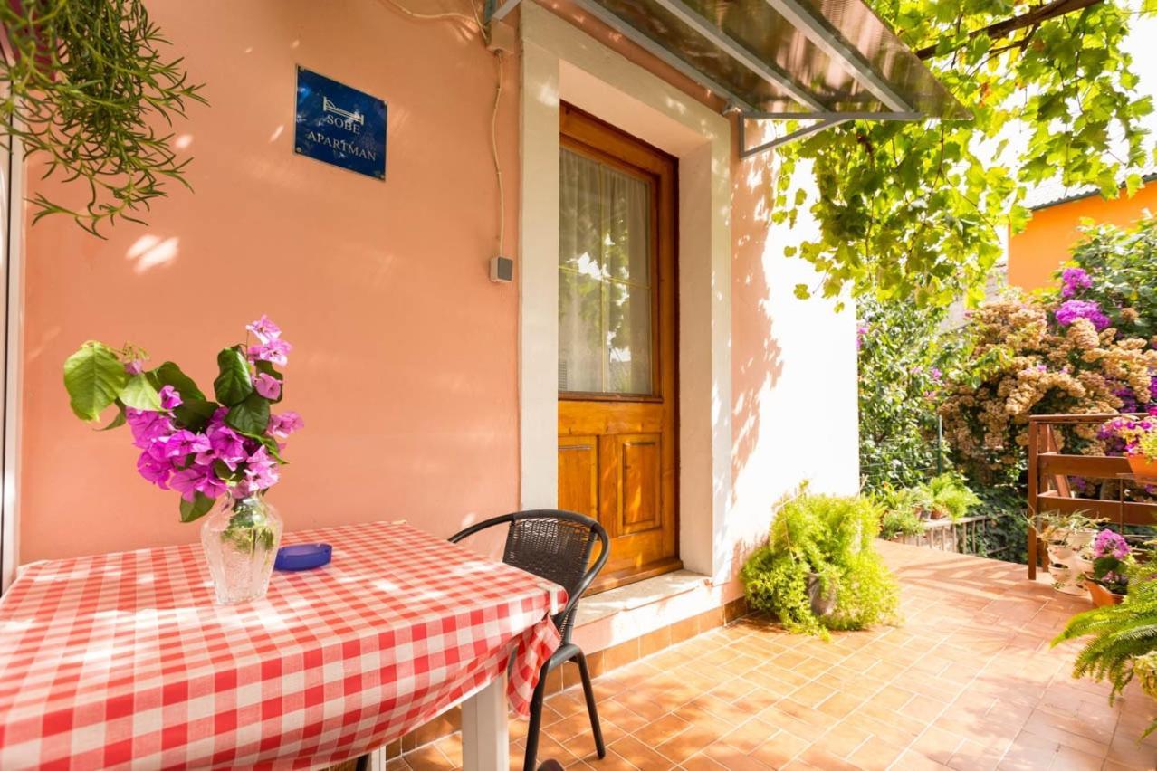 Apartments By The Sea Mali Losinj Veli Lošinj Εξωτερικό φωτογραφία